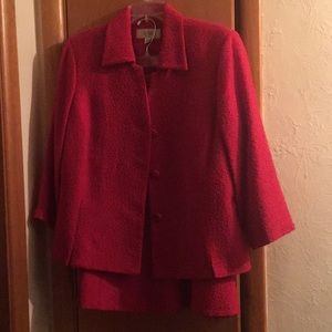 Cranberry red LeSuit  2 piece suit